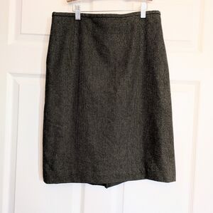 LOFT Dark Green Tailored A-line Knee-length Wool Blend Skirt for Work